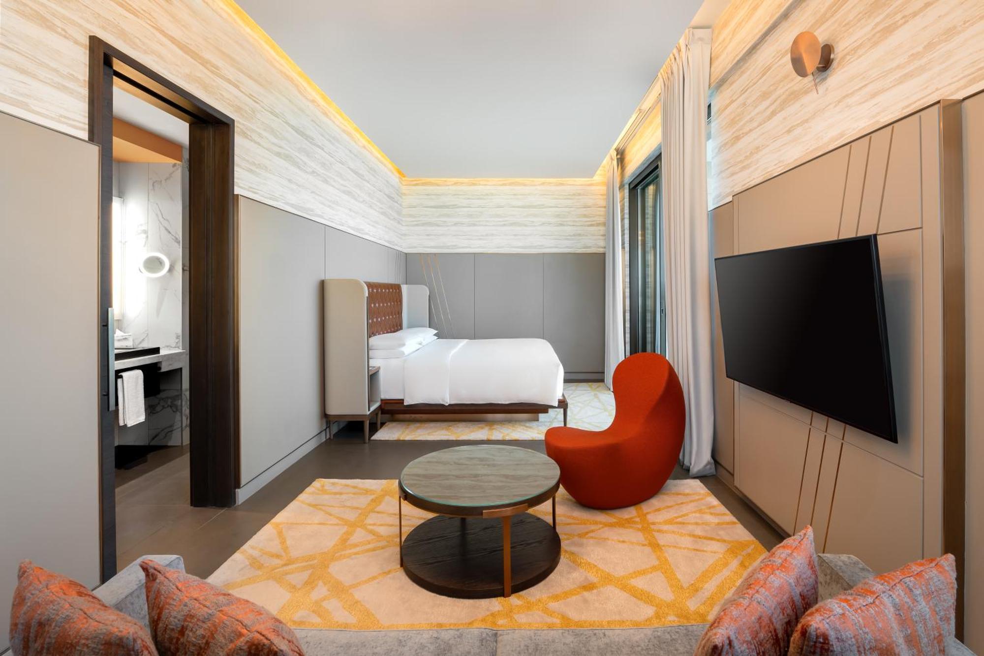 Hyatt Centric Jumeirah دبي المظهر الخارجي الصورة A bedroom at the hotel